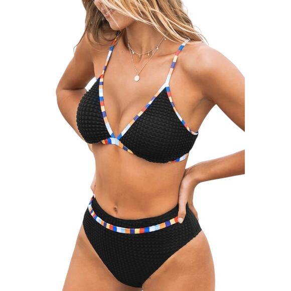 NEW Cupshe SWIMSUIT Women's MED Black Waffle Knit Bikini Bralette & Bottoms Set - Picture 8 of 13